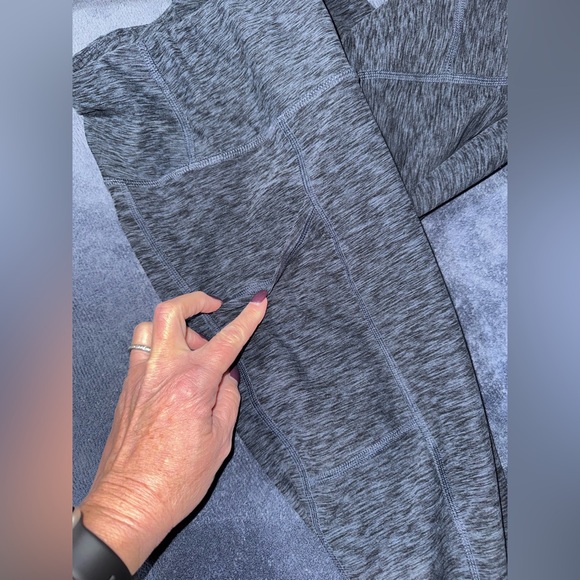 Maurice Womens leggings. Size medium/regular length - Picture 2 of 5